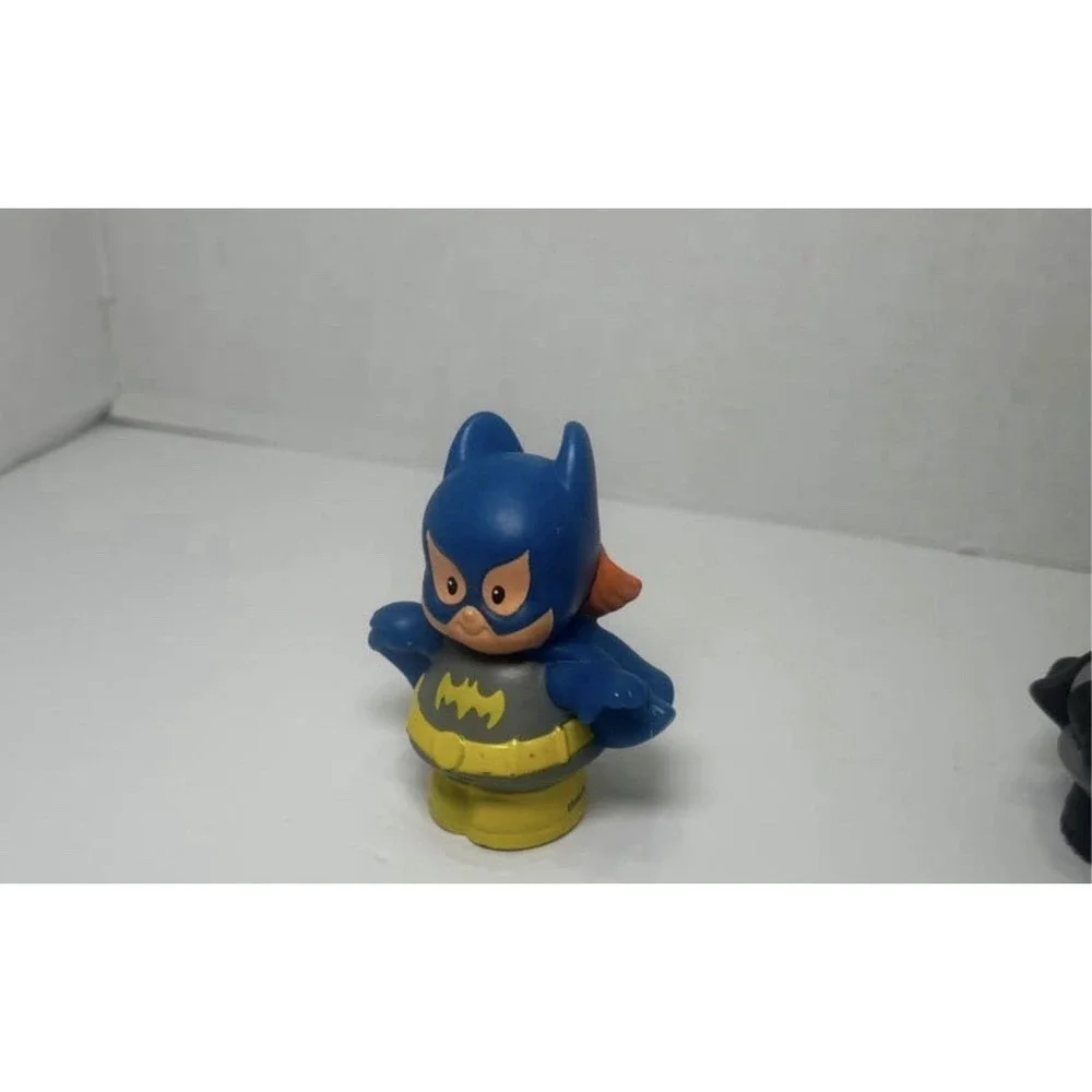 Fisher Price Little People BATGIRL Bat Man DC Comics Set Of 2‎ Figure